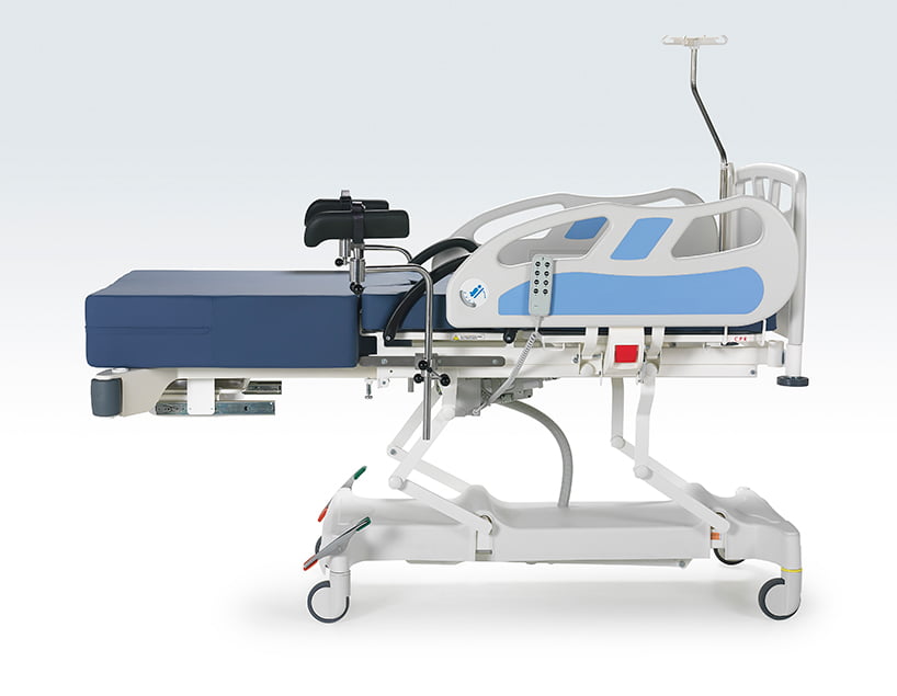 JMM02 DELIVERY BED / GYNAECOLOGICAL PATIENT BED